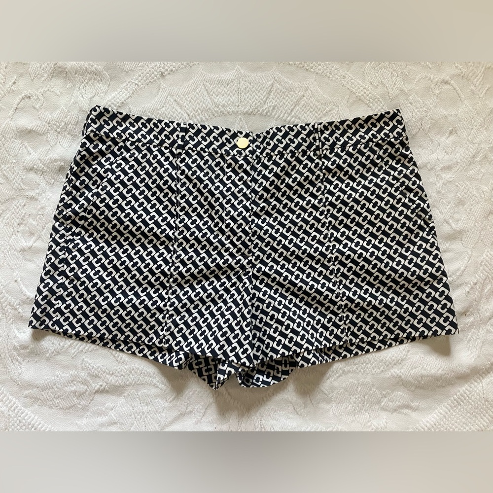 Diane Von Furstenberg Black and White Geometric Shorts
